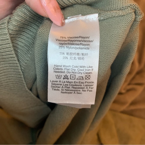 DKNY Women's Green Studded Crewneck Pullover Sweater Sweatshirt Size XL - Picture 5 of 8